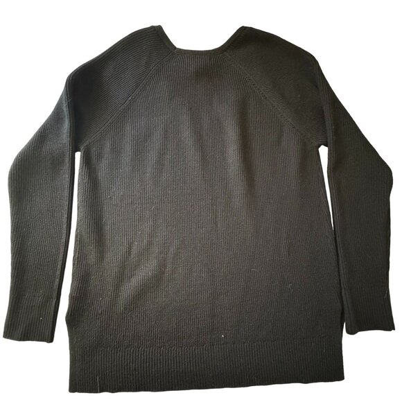 Athleta Hanover Refined V-Neck Sweater Size Medium - Picture 2 of 7